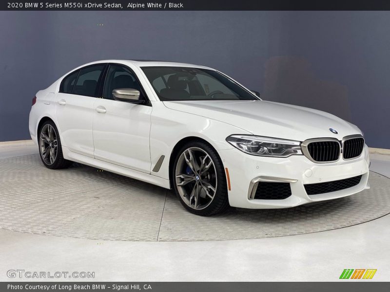 Front 3/4 View of 2020 5 Series M550i xDrive Sedan