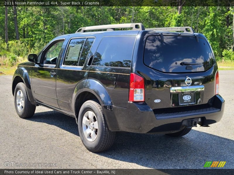 Super Black / Graphite 2011 Nissan Pathfinder LE 4x4