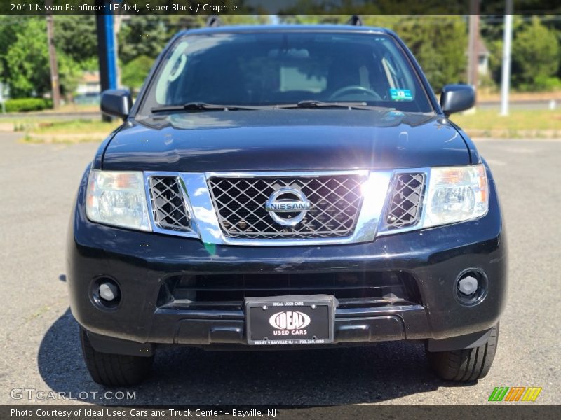 Super Black / Graphite 2011 Nissan Pathfinder LE 4x4