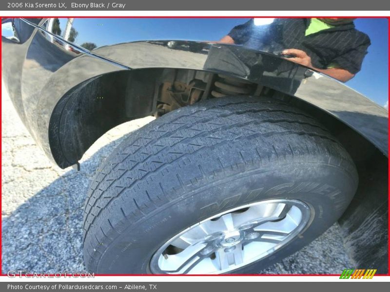 Ebony Black / Gray 2006 Kia Sorento LX
