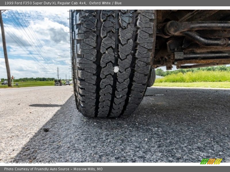 Oxford White / Blue 1999 Ford F350 Super Duty XL Regular Cab 4x4