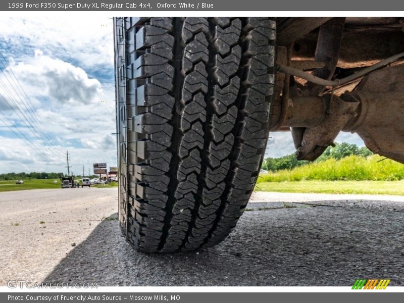 Oxford White / Blue 1999 Ford F350 Super Duty XL Regular Cab 4x4