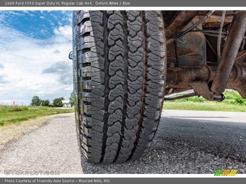 Oxford White / Blue 1999 Ford F350 Super Duty XL Regular Cab 4x4