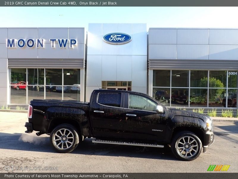 Onyx Black / Jet Black 2019 GMC Canyon Denali Crew Cab 4WD