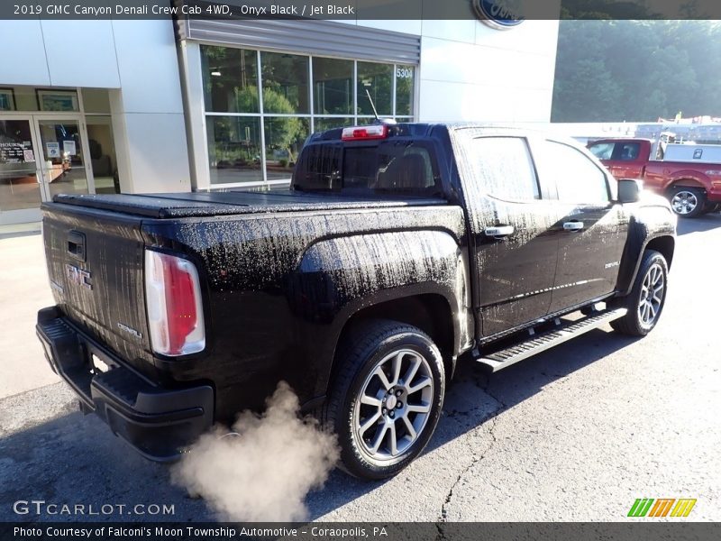 Onyx Black / Jet Black 2019 GMC Canyon Denali Crew Cab 4WD
