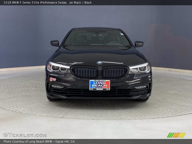 Jet Black / Black 2018 BMW 5 Series 530e iPerfomance Sedan