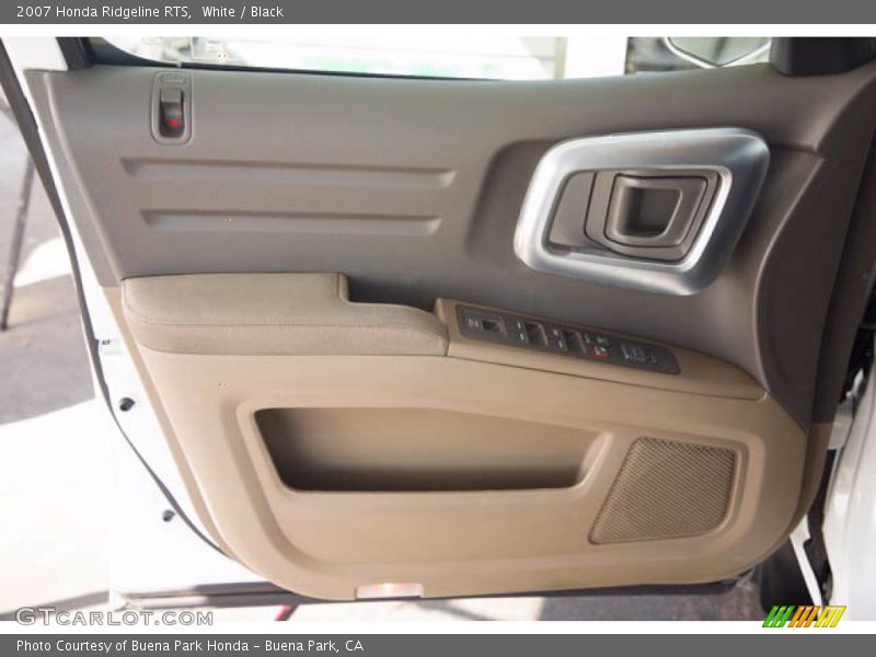 White / Black 2007 Honda Ridgeline RTS