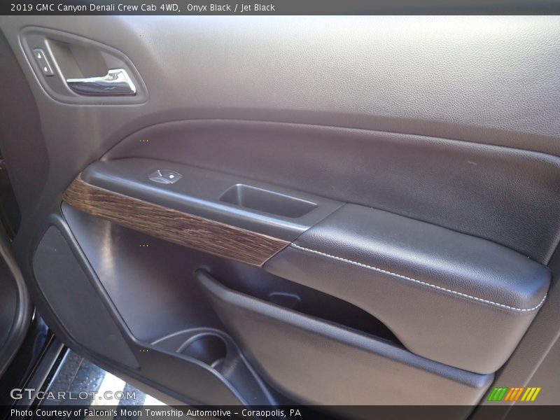 Onyx Black / Jet Black 2019 GMC Canyon Denali Crew Cab 4WD