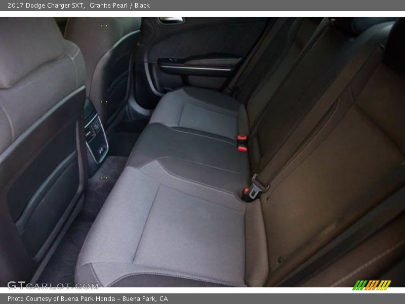 Granite Pearl / Black 2017 Dodge Charger SXT