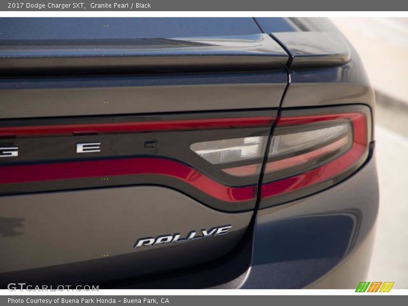 Granite Pearl / Black 2017 Dodge Charger SXT