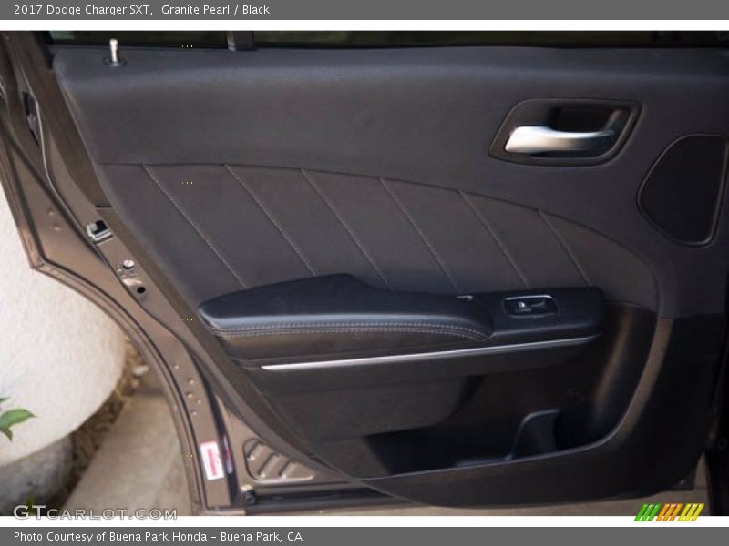 Granite Pearl / Black 2017 Dodge Charger SXT