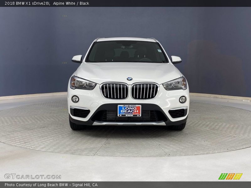 Alpine White / Black 2018 BMW X1 sDrive28i