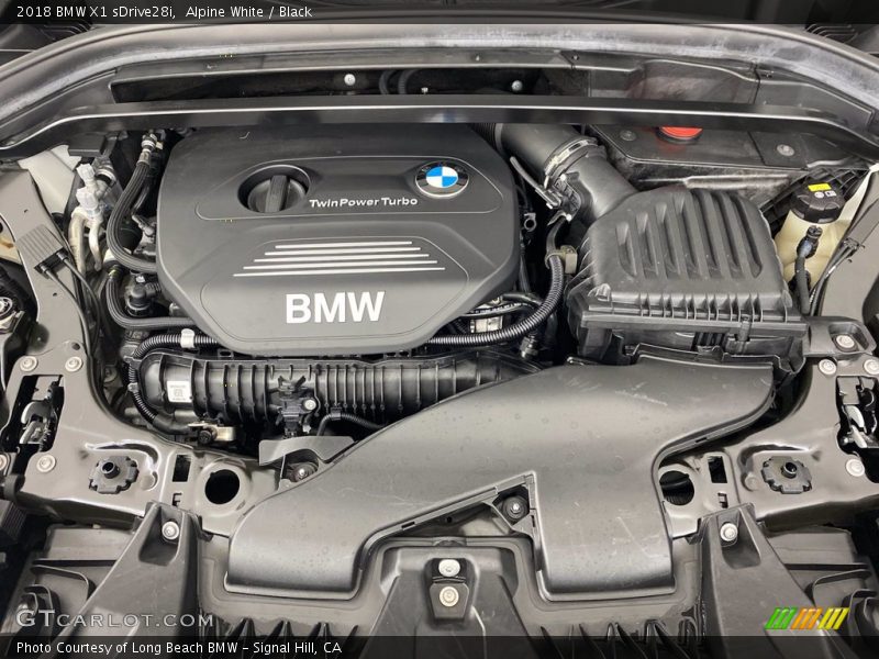 Alpine White / Black 2018 BMW X1 sDrive28i