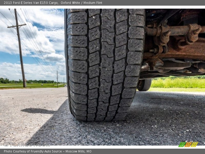 Oxford White / Medium Flint 2013 Ford E Series Van E150 Cargo