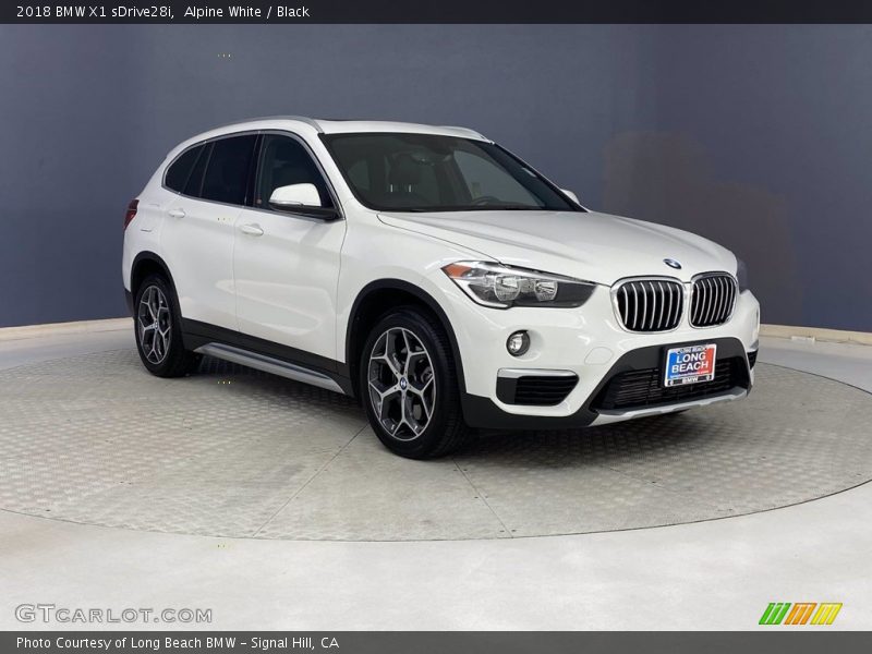 Alpine White / Black 2018 BMW X1 sDrive28i