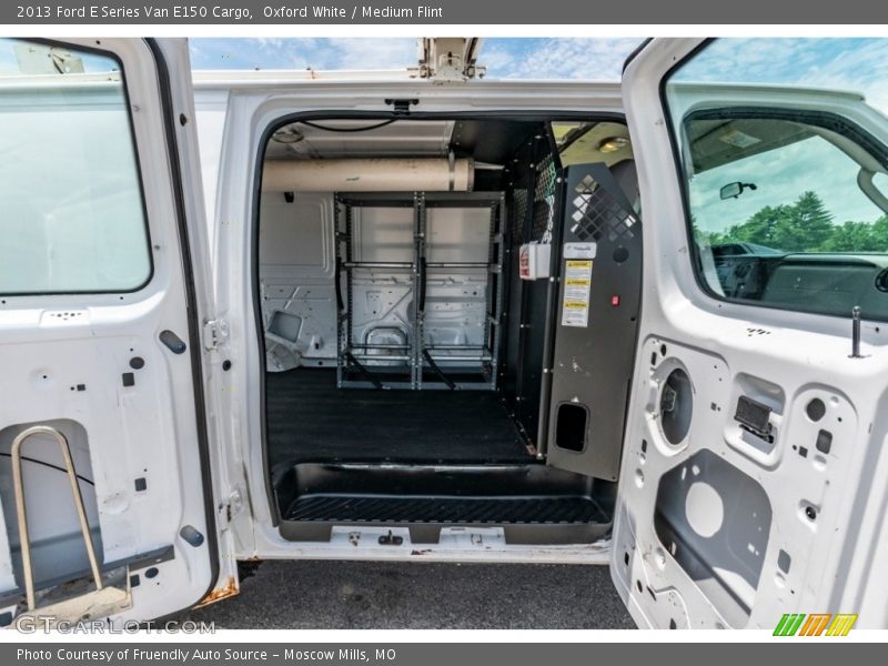 Oxford White / Medium Flint 2013 Ford E Series Van E150 Cargo