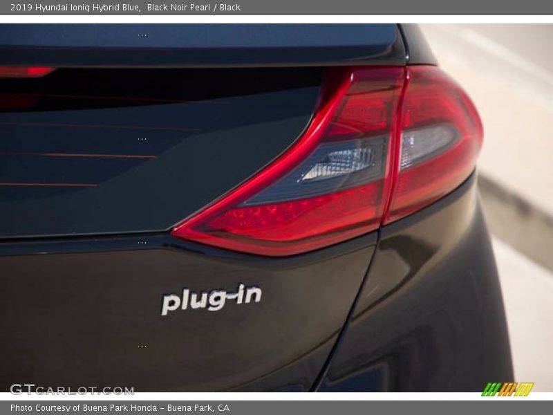 Black Noir Pearl / Black 2019 Hyundai Ioniq Hybrid Blue