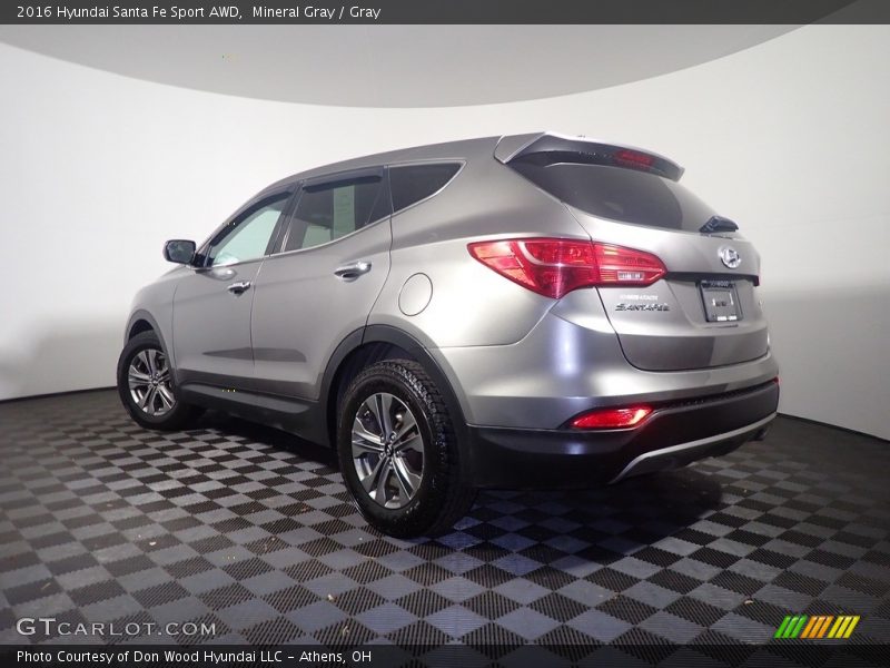 Mineral Gray / Gray 2016 Hyundai Santa Fe Sport AWD