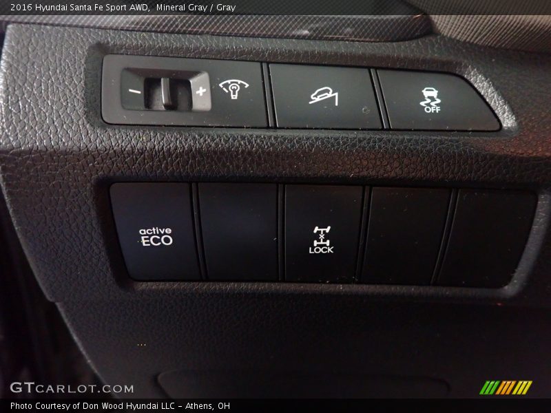 Mineral Gray / Gray 2016 Hyundai Santa Fe Sport AWD