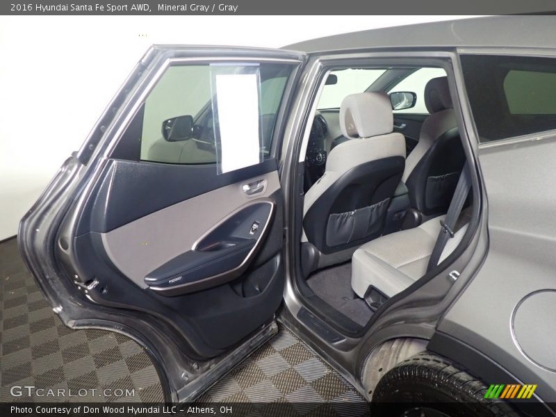 Mineral Gray / Gray 2016 Hyundai Santa Fe Sport AWD