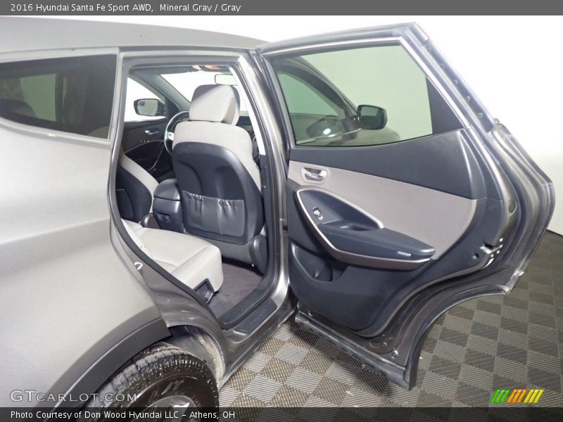 Mineral Gray / Gray 2016 Hyundai Santa Fe Sport AWD