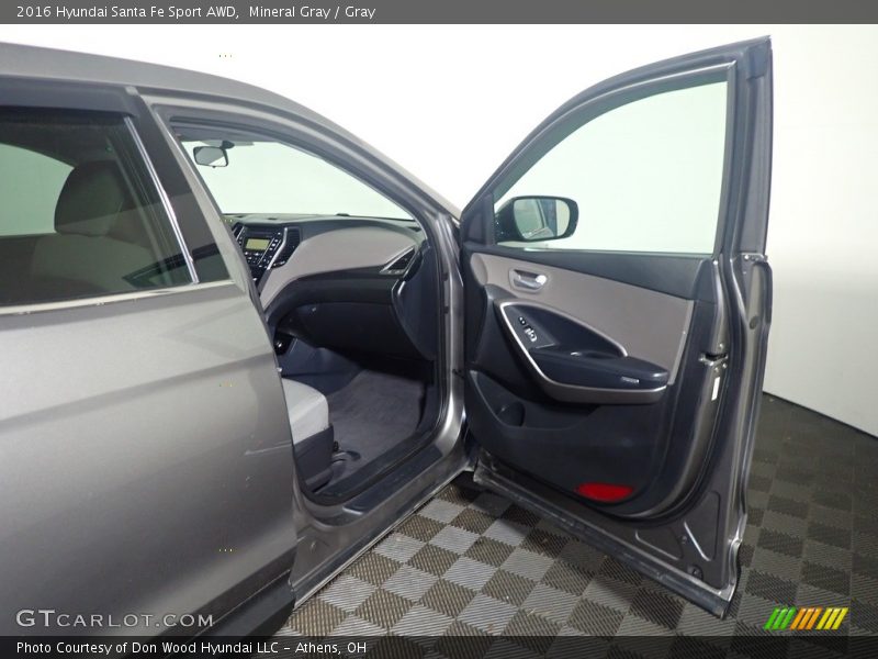 Mineral Gray / Gray 2016 Hyundai Santa Fe Sport AWD