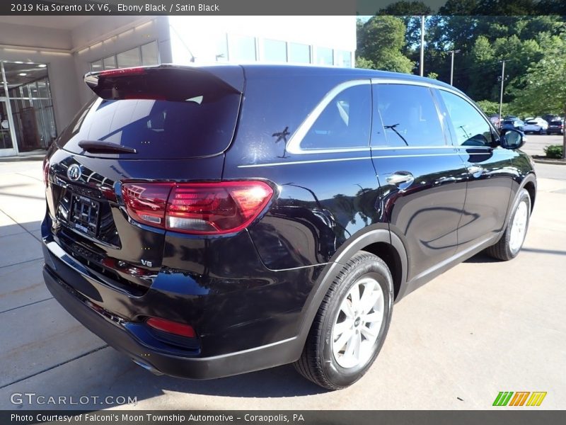 Ebony Black / Satin Black 2019 Kia Sorento LX V6