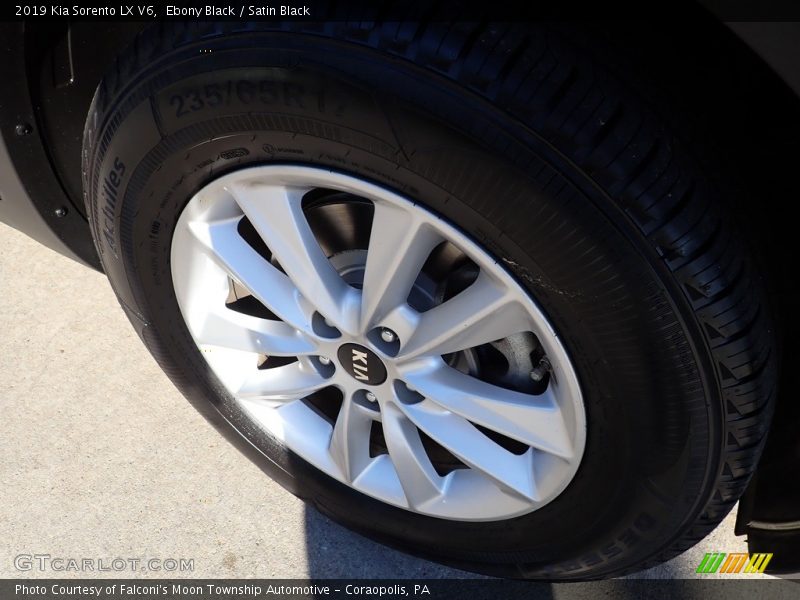 Ebony Black / Satin Black 2019 Kia Sorento LX V6
