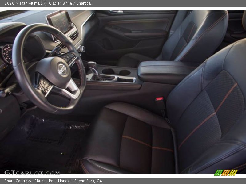 Glacier White / Charcoal 2020 Nissan Altima SR