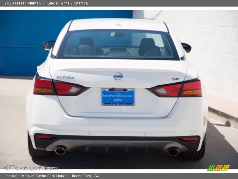 Glacier White / Charcoal 2020 Nissan Altima SR