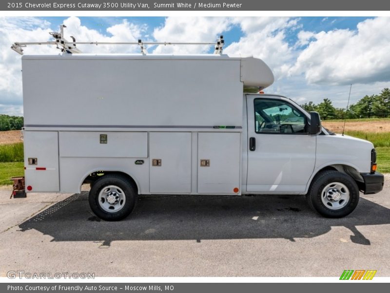 Summit White / Medium Pewter 2015 Chevrolet Express Cutaway 3500 Utility Van