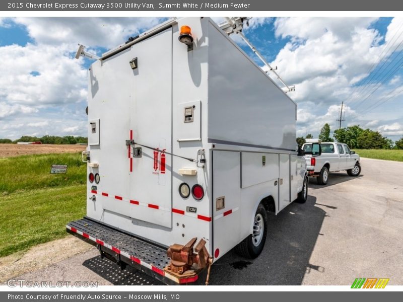 Summit White / Medium Pewter 2015 Chevrolet Express Cutaway 3500 Utility Van