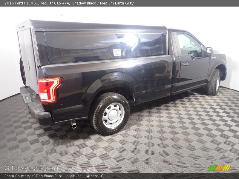 Shadow Black / Medium Earth Gray 2016 Ford F150 XL Regular Cab 4x4