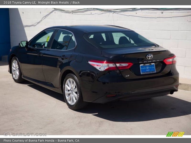 Midnight Black Metallic / Black 2018 Toyota Camry LE