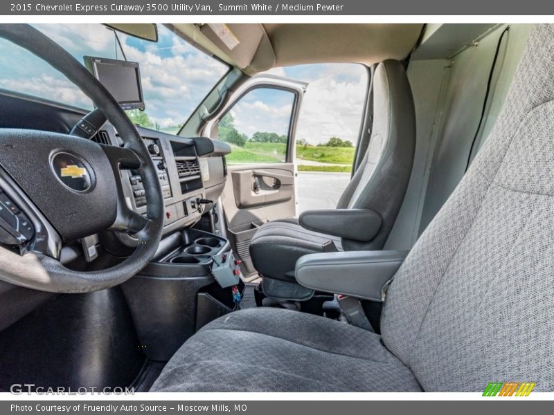 Summit White / Medium Pewter 2015 Chevrolet Express Cutaway 3500 Utility Van