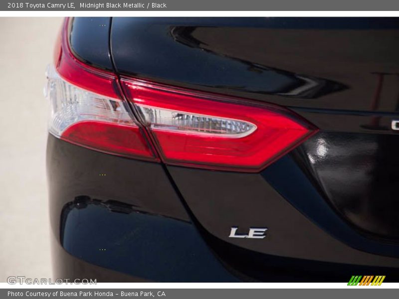 Midnight Black Metallic / Black 2018 Toyota Camry LE