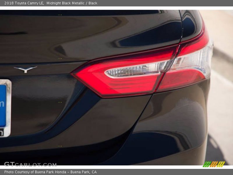 Midnight Black Metallic / Black 2018 Toyota Camry LE