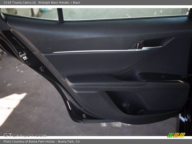 Midnight Black Metallic / Black 2018 Toyota Camry LE
