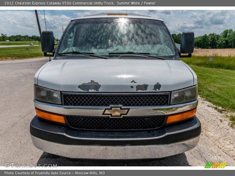 Summit White / Pewter 2012 Chevrolet Express Cutaway 3500 Commercial Utility Truck