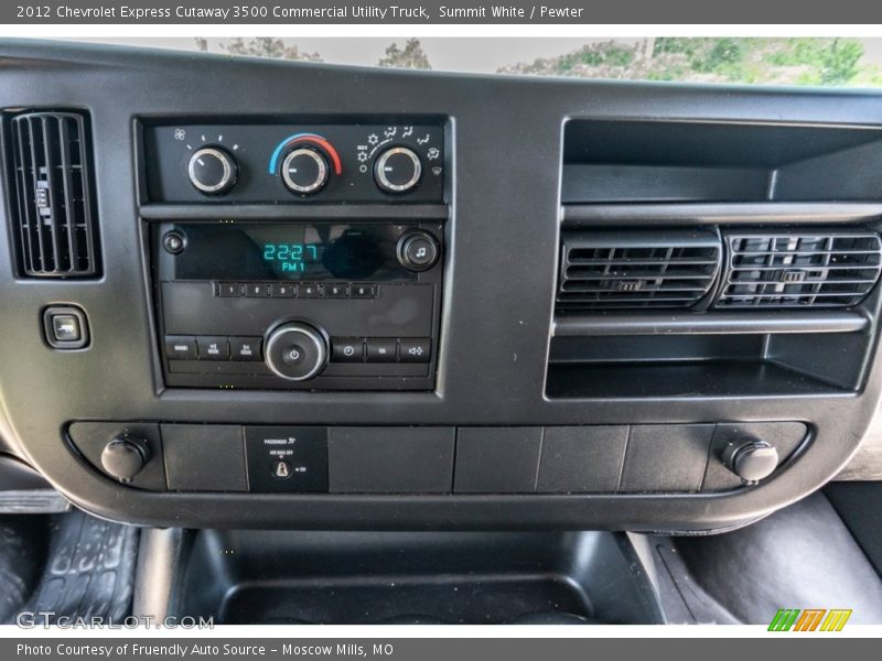 Controls of 2012 Express Cutaway 3500 Commercial Utility Truck