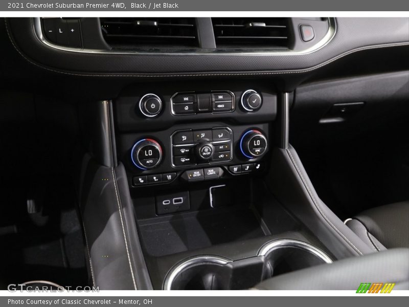 Black / Jet Black 2021 Chevrolet Suburban Premier 4WD