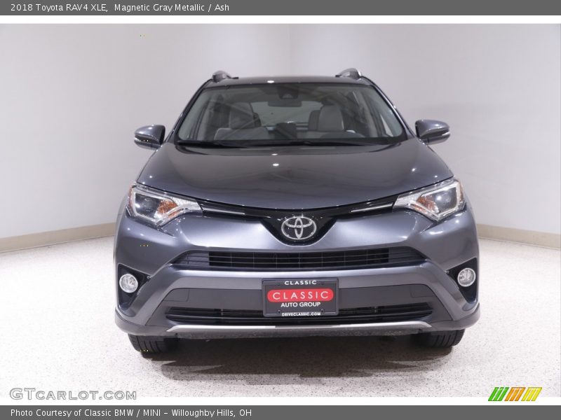 Magnetic Gray Metallic / Ash 2018 Toyota RAV4 XLE