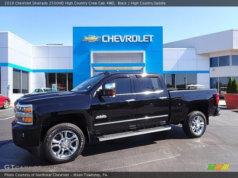 Front 3/4 View of 2019 Silverado 2500HD High Country Crew Cab 4WD
