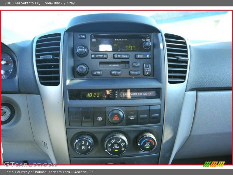 Ebony Black / Gray 2006 Kia Sorento LX