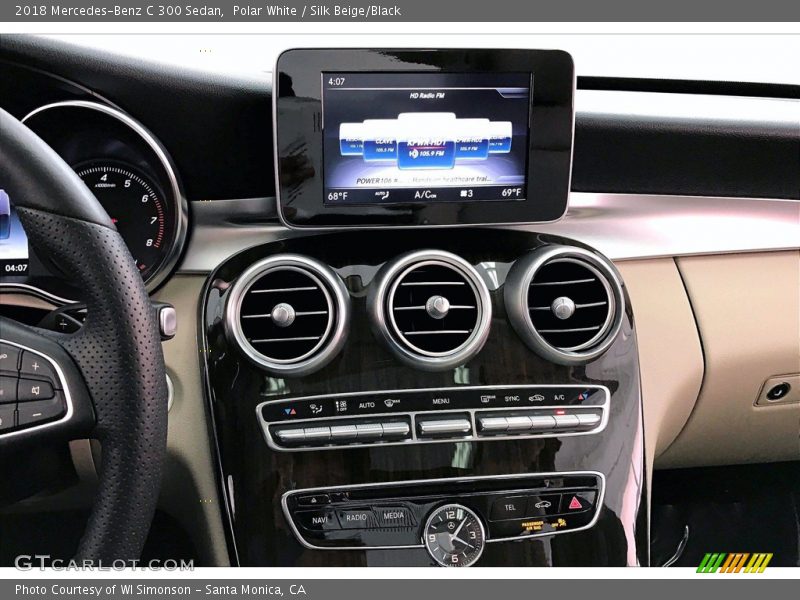 Polar White / Silk Beige/Black 2018 Mercedes-Benz C 300 Sedan