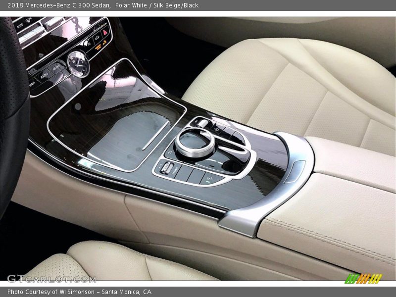 Polar White / Silk Beige/Black 2018 Mercedes-Benz C 300 Sedan