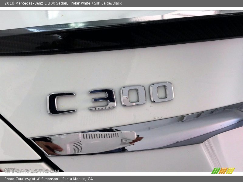 Polar White / Silk Beige/Black 2018 Mercedes-Benz C 300 Sedan