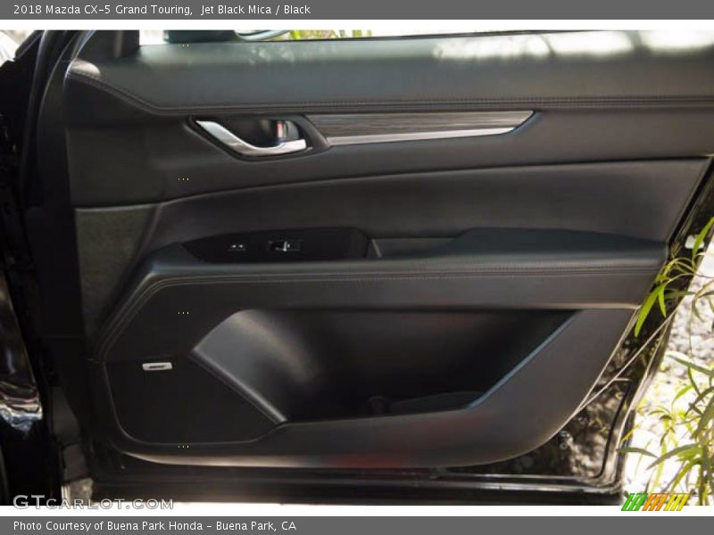 Jet Black Mica / Black 2018 Mazda CX-5 Grand Touring