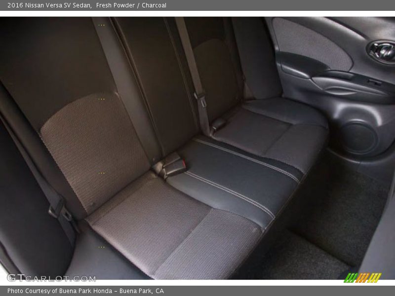 Fresh Powder / Charcoal 2016 Nissan Versa SV Sedan