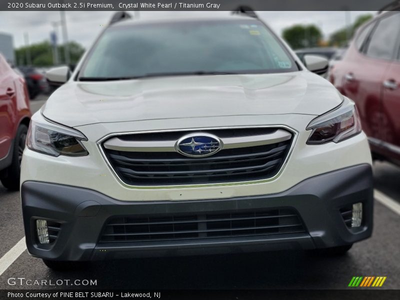 Crystal White Pearl / Titanium Gray 2020 Subaru Outback 2.5i Premium
